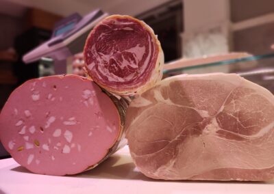 Prosciutto, salame e mortadella